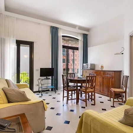 Apartment 6 Mehari