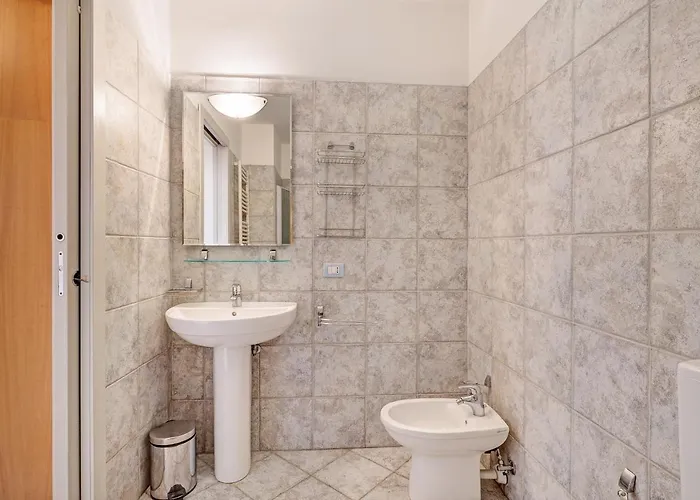 6 Mehari Apartment *