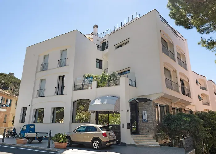 6 Mehari Apartment Varigotti